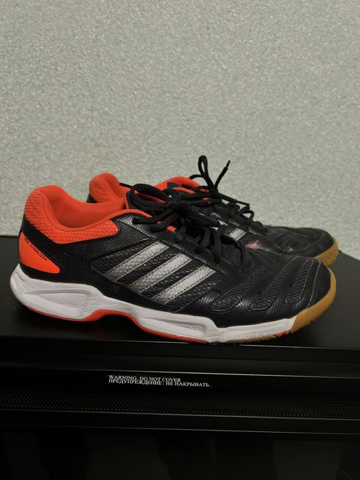 Adidas кросівки 44р