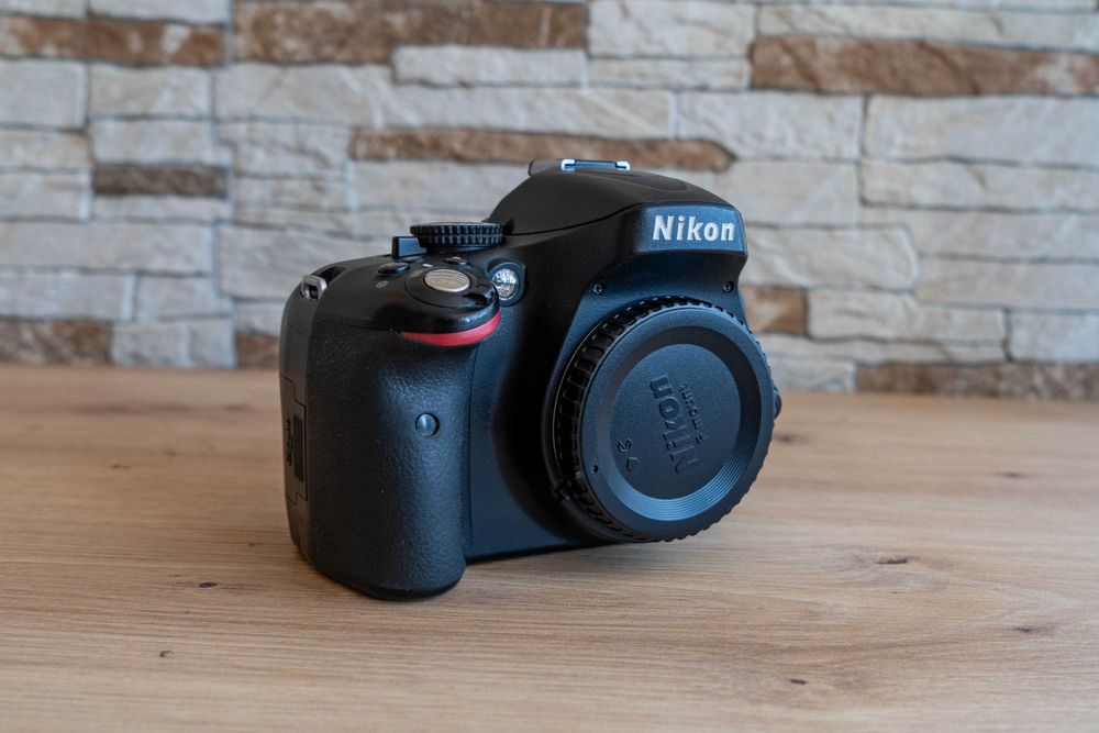 Nikon D5100 body w ładnym stanie