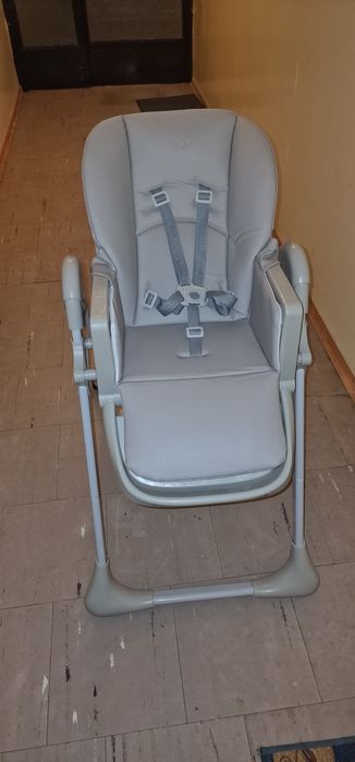 Krzesełko do karmienia Kinderkraft Yummy Szary