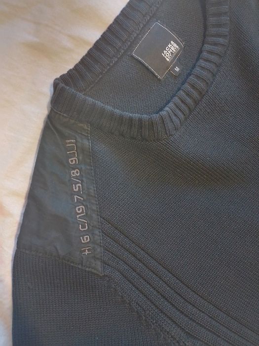 Пуловер в'язаний однотонний Jack&Jones