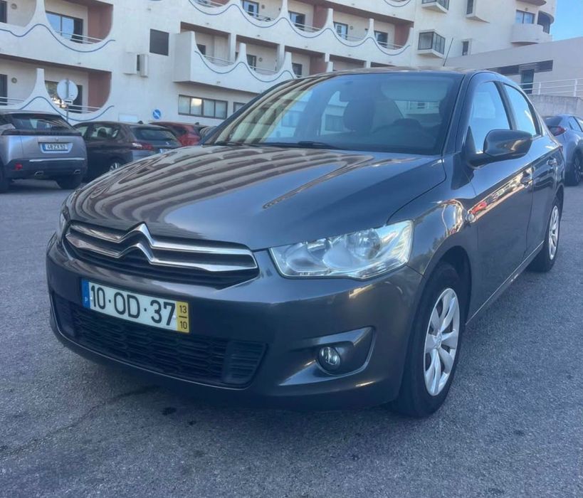 Urgente- Citroën C-Elysée 1.2 em bom estado geral