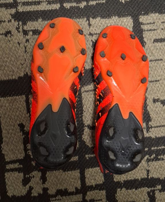 adidas predator freak - Купити футбольне екіпірування - Ціна на OLX.ua