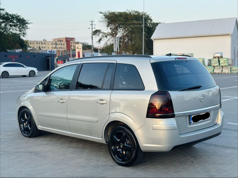 Продам Opel Zafira 1.9 турбо дизель