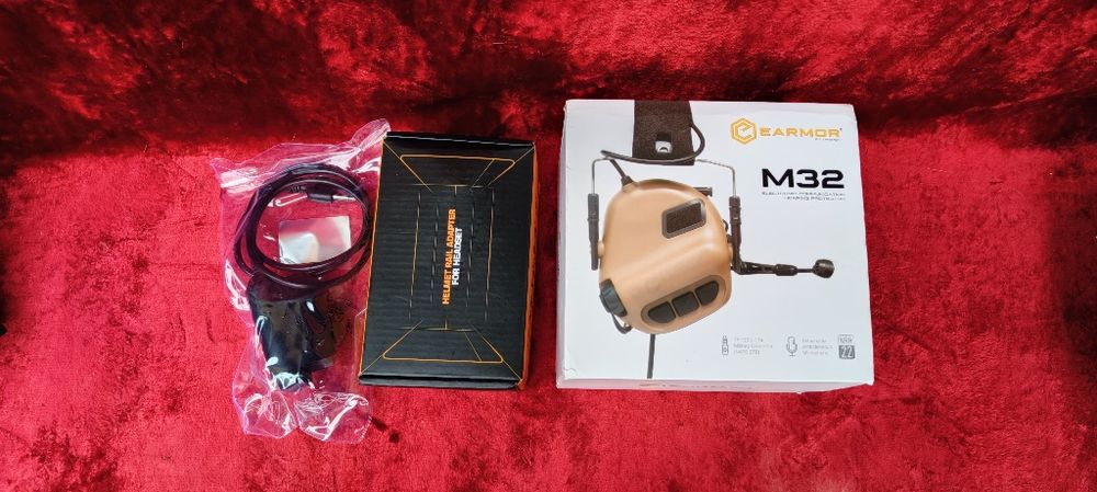 Słuchawki wraz z akcesoriami do samolotów