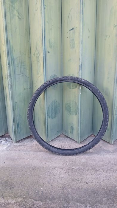 Pneu tamanho 26" de BTT