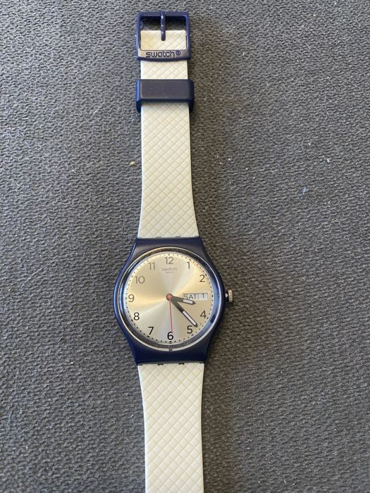 Relogio swatch.