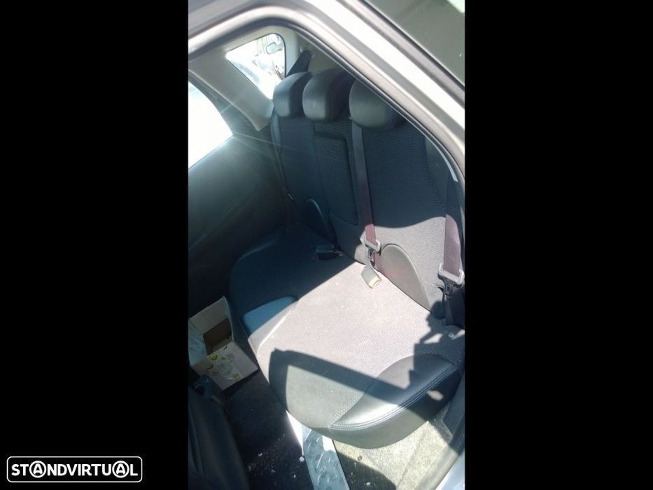 Jogo Bancos Pele Nissan Note 2013