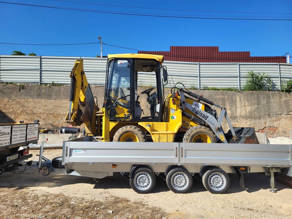 Serviços de limpeza de terreno e demolições