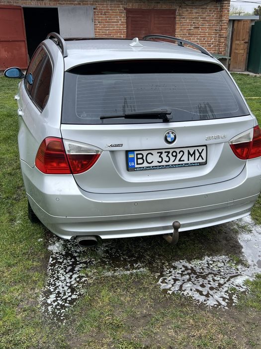 Продам БМВ е91 318дизель2 літри