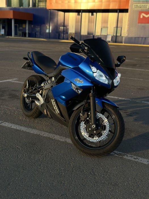 Kawasaki ninja 400r