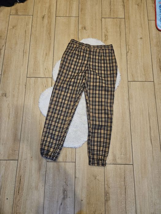 Spodnie w krate pull&bear s kieszenie sciagacze