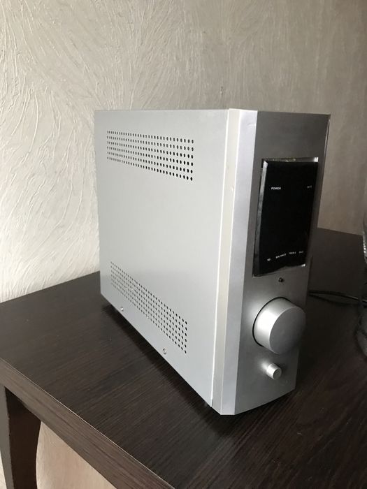 Підсилювач Microlab Pro3