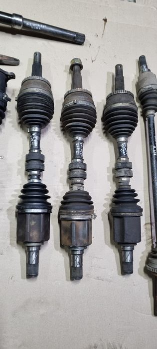 Полуось Nissan X-Trail T30 левая правая передняя задняя привод піввісь