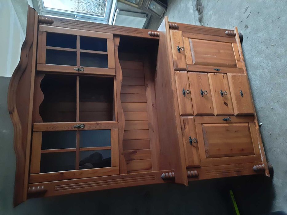 Kredens bufet piękny drewno