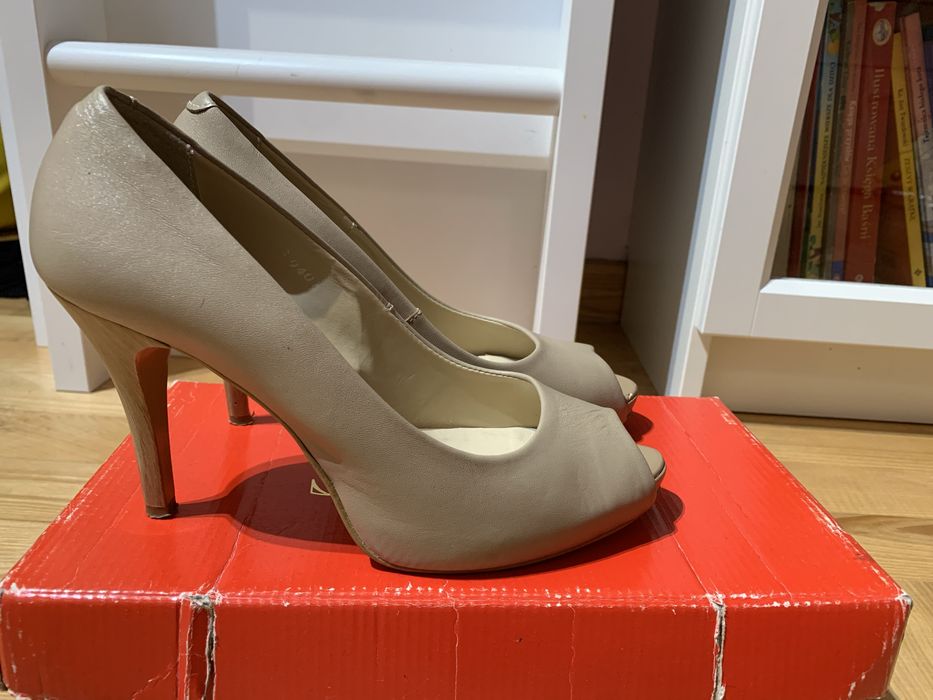 Buty SALA beżowe szpilki rozmiar 37
