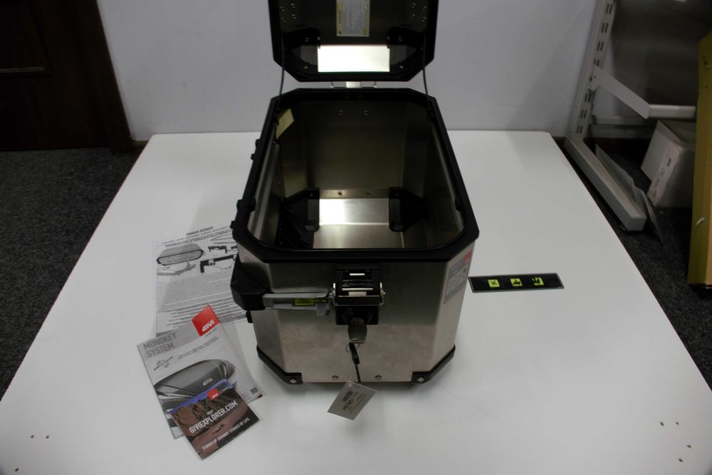 Kufer aluminiowy boczny TREKKER OUTBACK boczny prawy 48L SUPER CENA