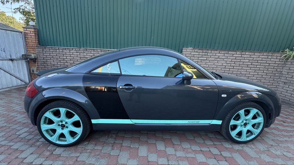AUDI. TT  2003 продам