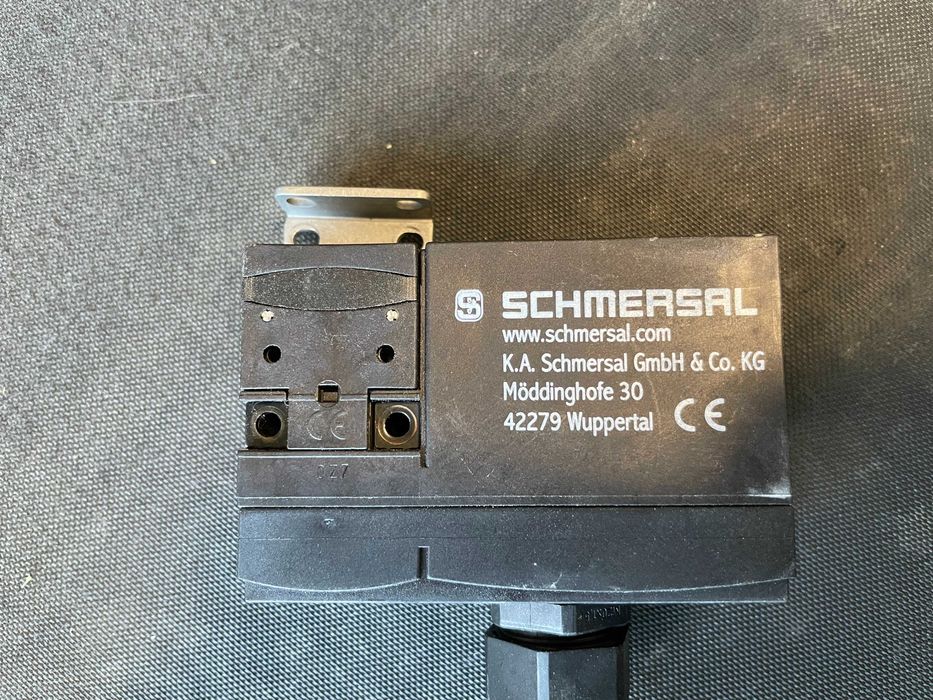 Elektromagnetyczne blokady bezpieczeństwa Schmersal AZM 170-02ZRK