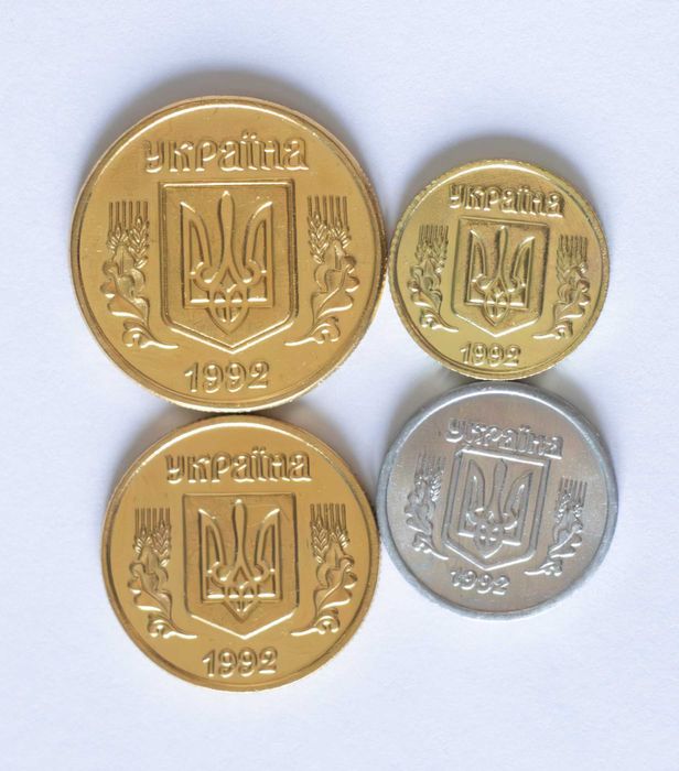 Монети 1, 2, 5, 10, 25, 50 копійок 1 гривня (1992 1994 1995)