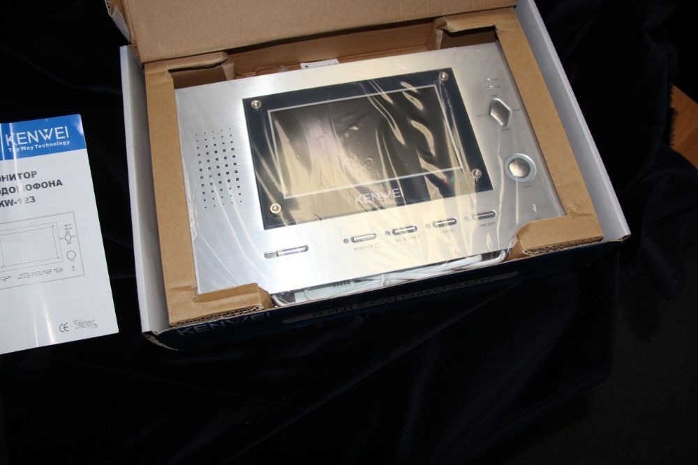 Домофон Kenwei KW-123C-W64 США цветной 7" до 2х дверей