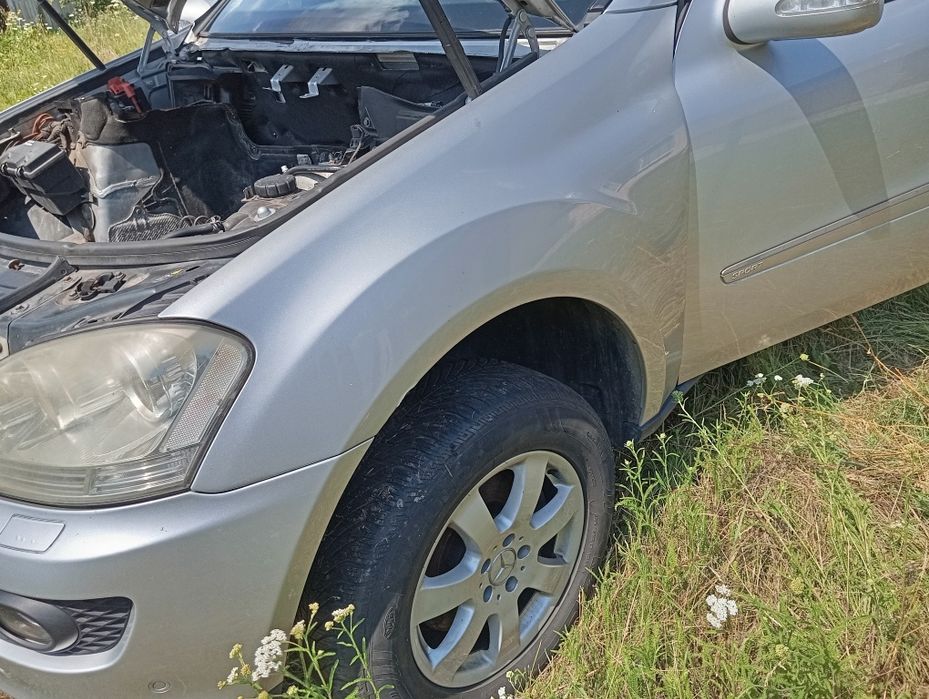 Przód kompletny Mercedes ML W164 C775 3,2 Diesel Kompletny Europa