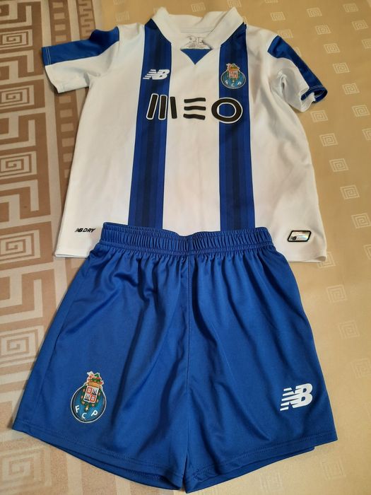 Equipamento FC Porto 4-5anos