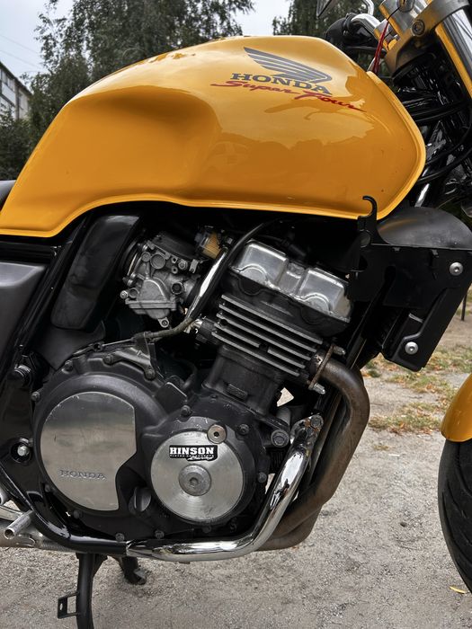 (Продам)Honda CB400SF