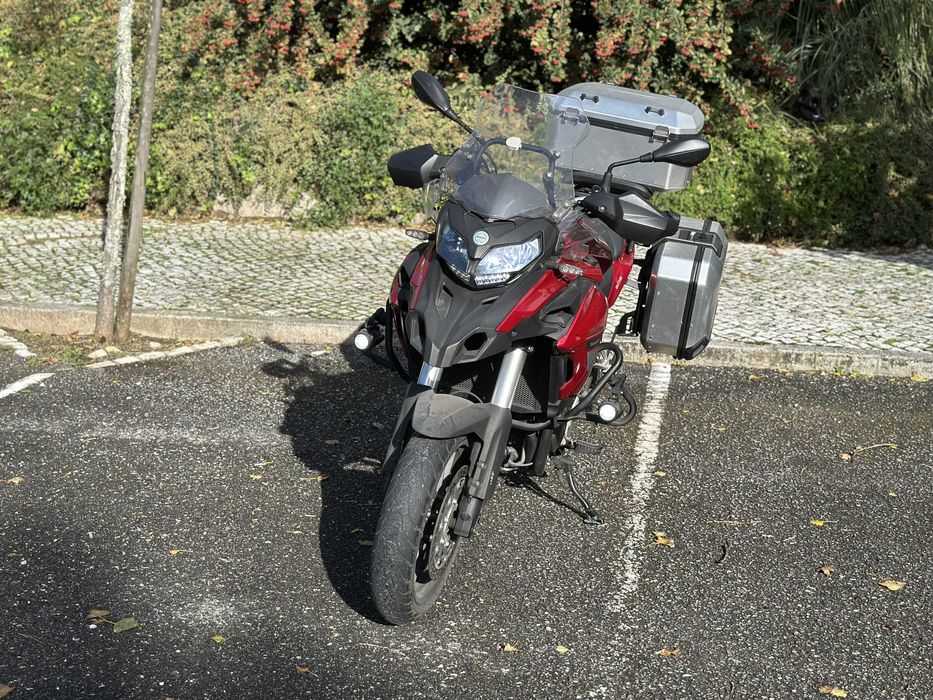 Benelli TRK 502 ABS impecável