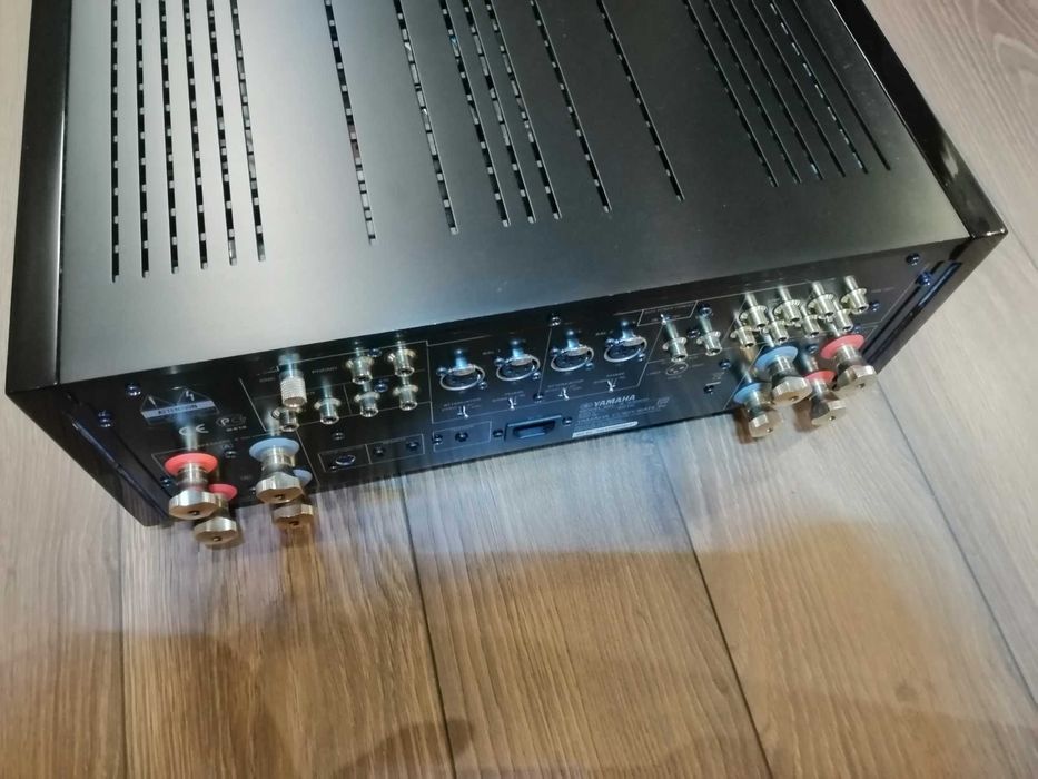 Yamaha AS 3000 czarna