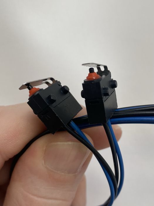 Кінцевик дверей Mercedes Benz Vito Viano W639 мікрик концевик двери