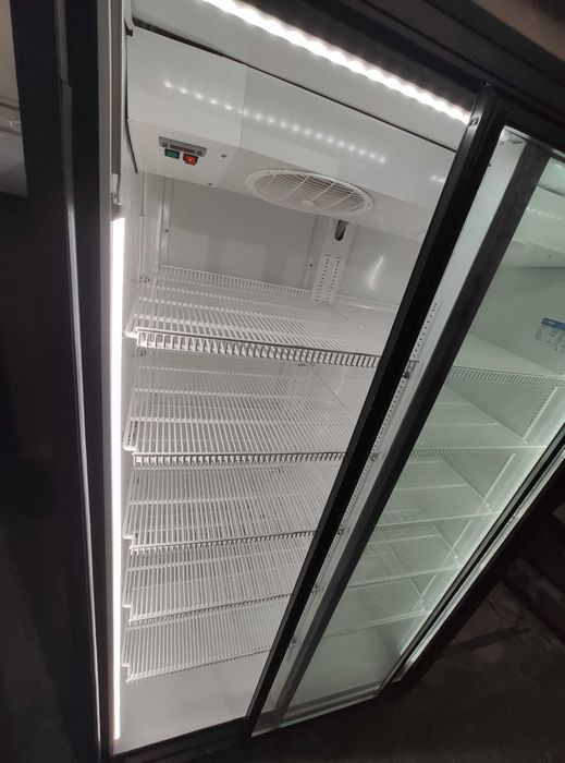 Холодильна шафа вітрина Nord 1200L Чорний, стан супер. Є сервіс!