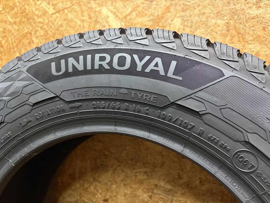 215/65/16C Uniroyal Snow Max 3