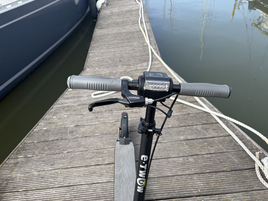 Trotinet-Scooter elétrica e-twow GT