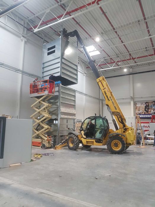 Specjalistyczne usługi ładowarką teleskopową - wynajem