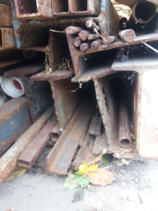 Балка металическая двутавр