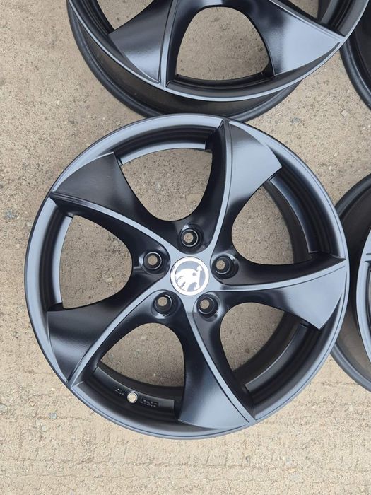 Продам комп.німец.дисків BAVARIA TECHNIK на SKODA R17 5x112