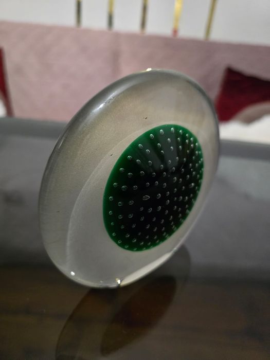 Przycisk do papieru.