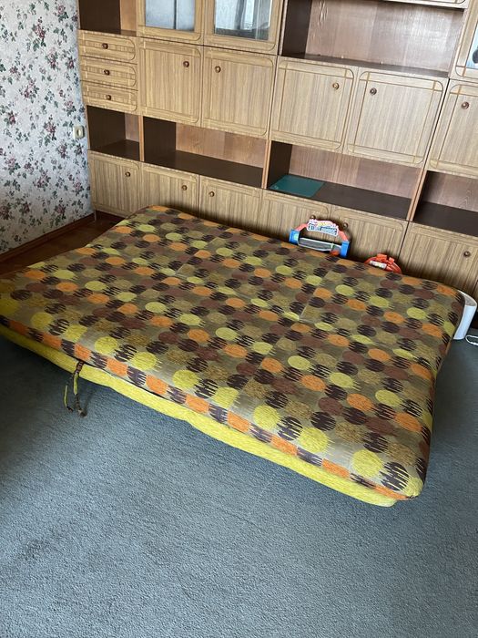 Диван книжка б/у