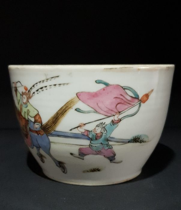 xícara de porcelana chinesa antiga