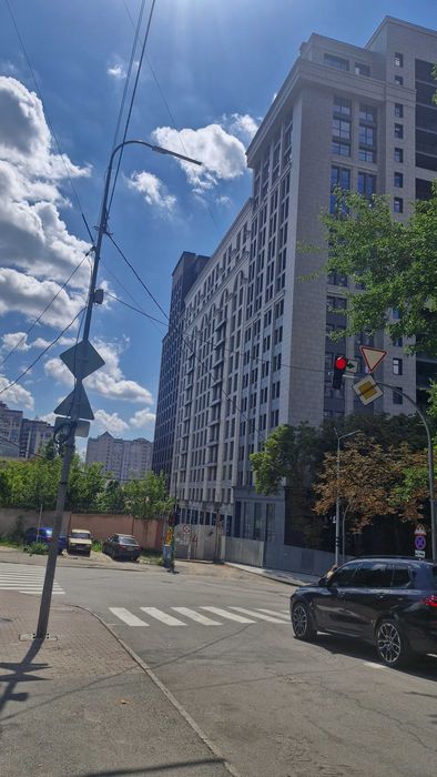 ЖК Stanford,  Предславинська,  Печерськ, Палац України,  Продаж