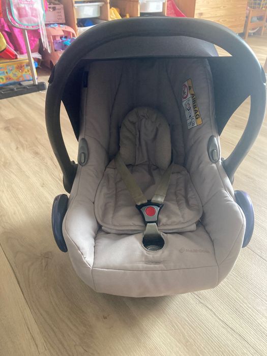 Ovo maxi cosi beje com redutor