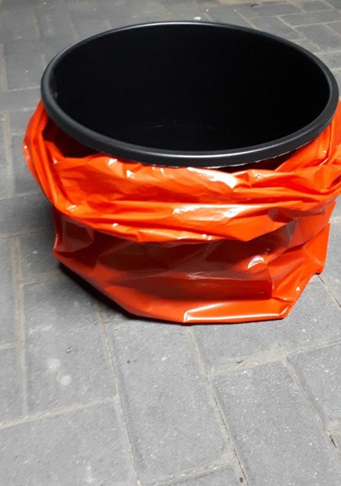 Worki czerwone na choinki 27cm średnicy
