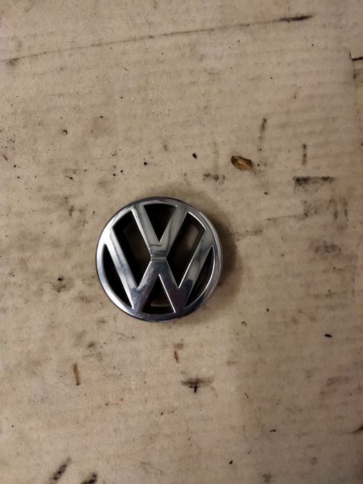 Znaczek emblemat LOGO VW