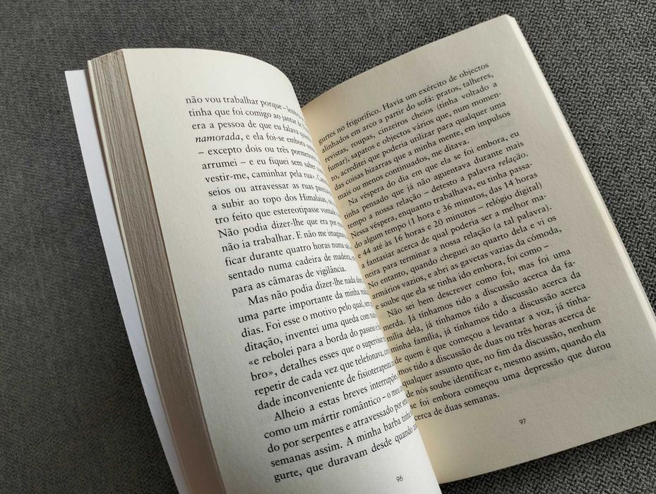 Livro "Hoje não" de José Luís Peixoto