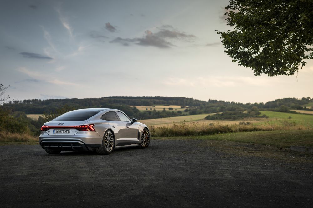 Audi S e-tron GT quattro