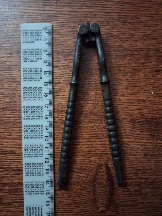 Орехокол винтажный