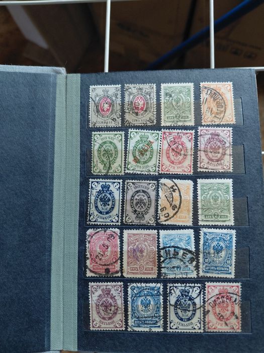 Klaser że znaczkami