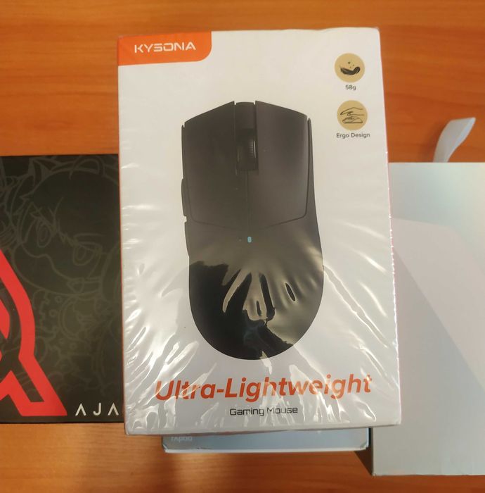 Нова бездротова ігрова мишка Kysona M511 white PAW3395