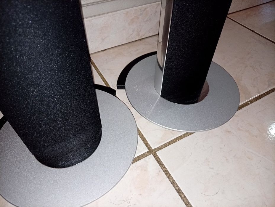 Colunas Bang Olufsen