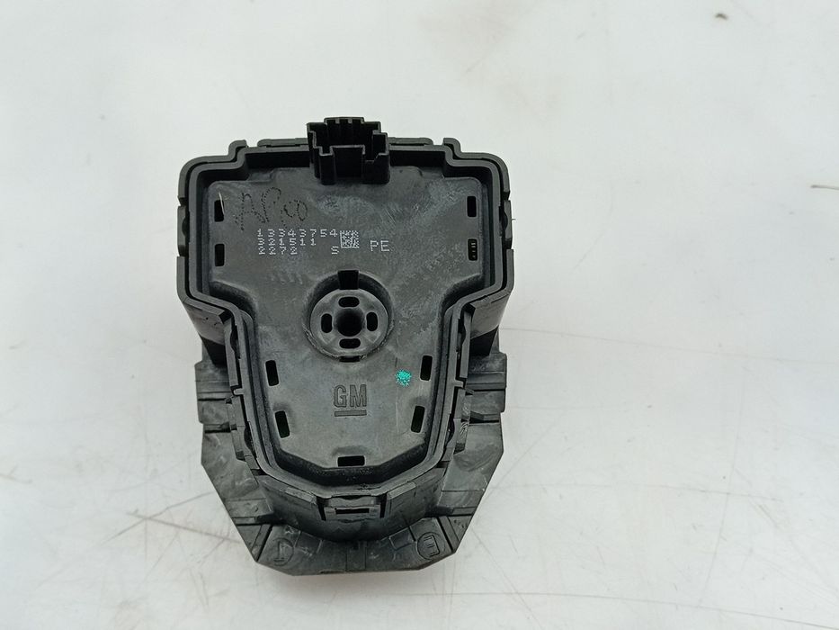 Comando / botão / interruptor multifunções OPEL Insignia A (G09)
